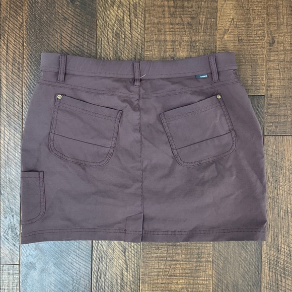 Toad&Co Rover Skort in Raisin - Picture 5 of 7